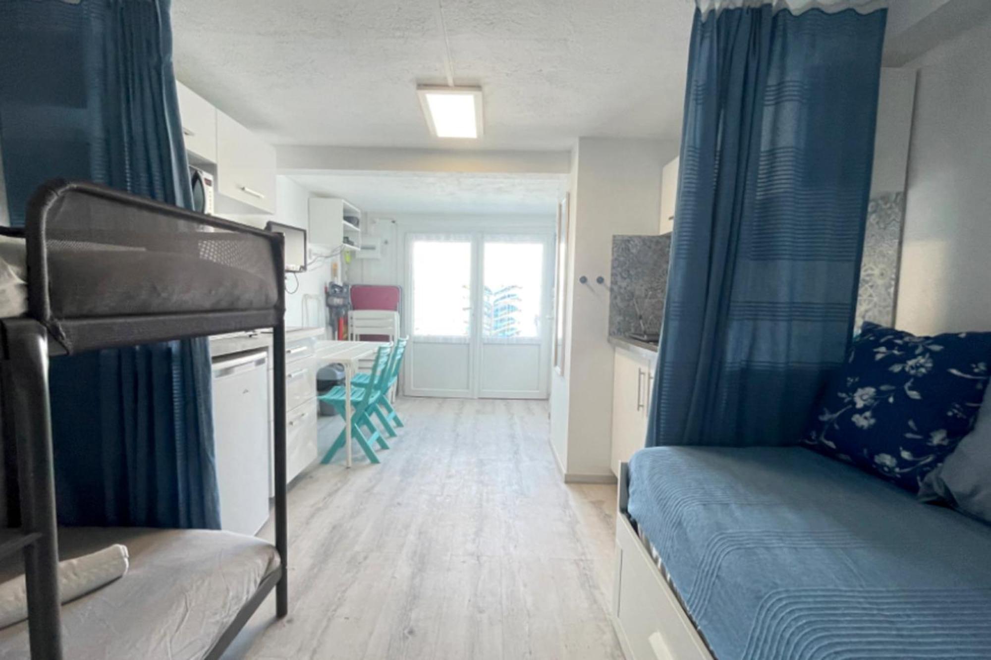 Appartement Le Vrai Cabanon de la Plage Clim-Wifi-Netflix à Marseille Extérieur photo